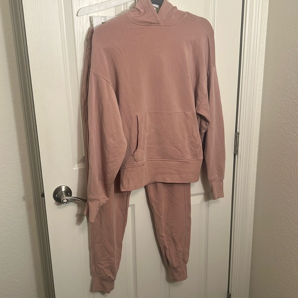 Athleta sweatsuit in mauve